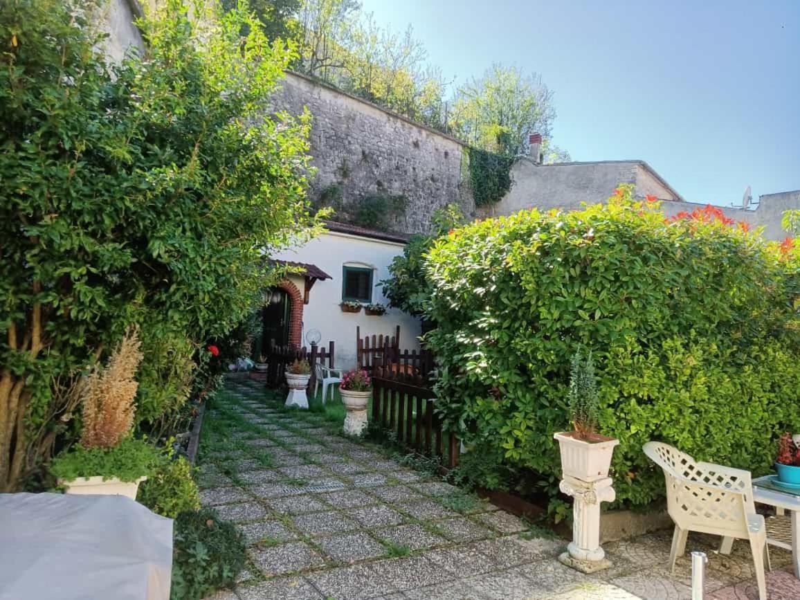 La Casa Nel Borgo Forlì del Sannio Exterior foto